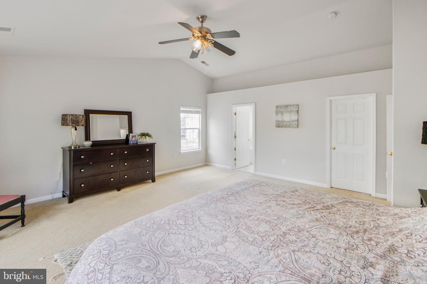 115 RICHARD DRIVE SE