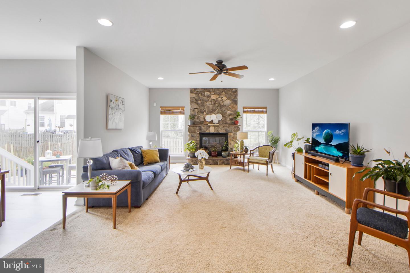 115 RICHARD DRIVE SE