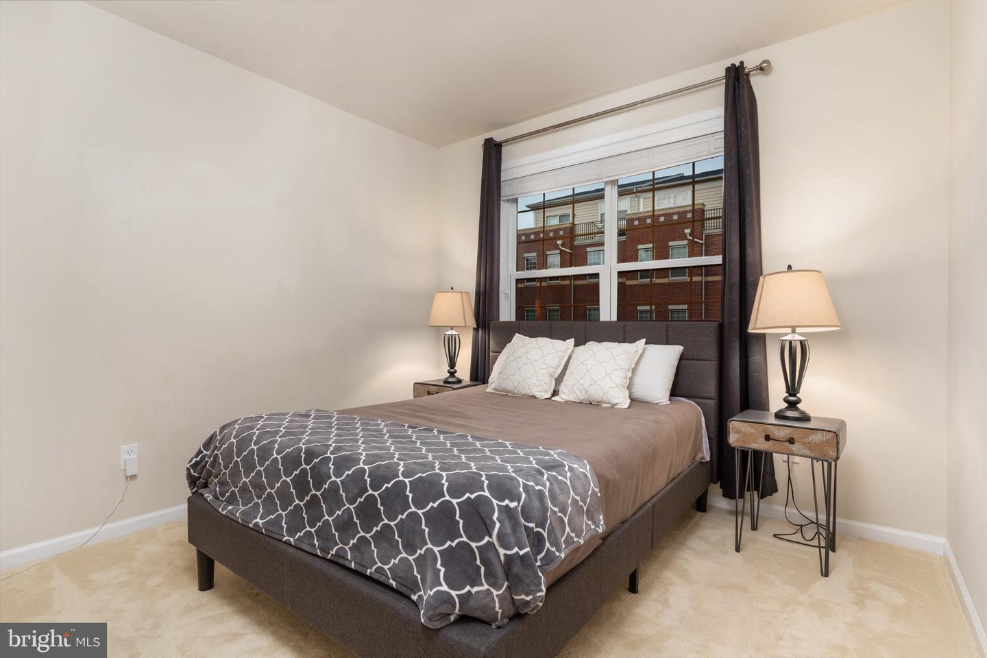 22719 BEACON CREST TERRACE