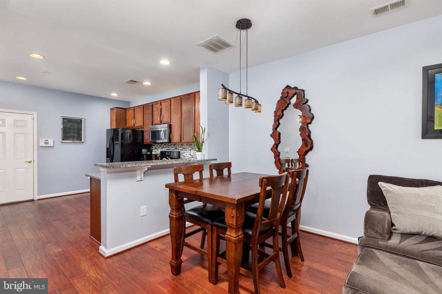 22719 BEACON CREST TERRACE