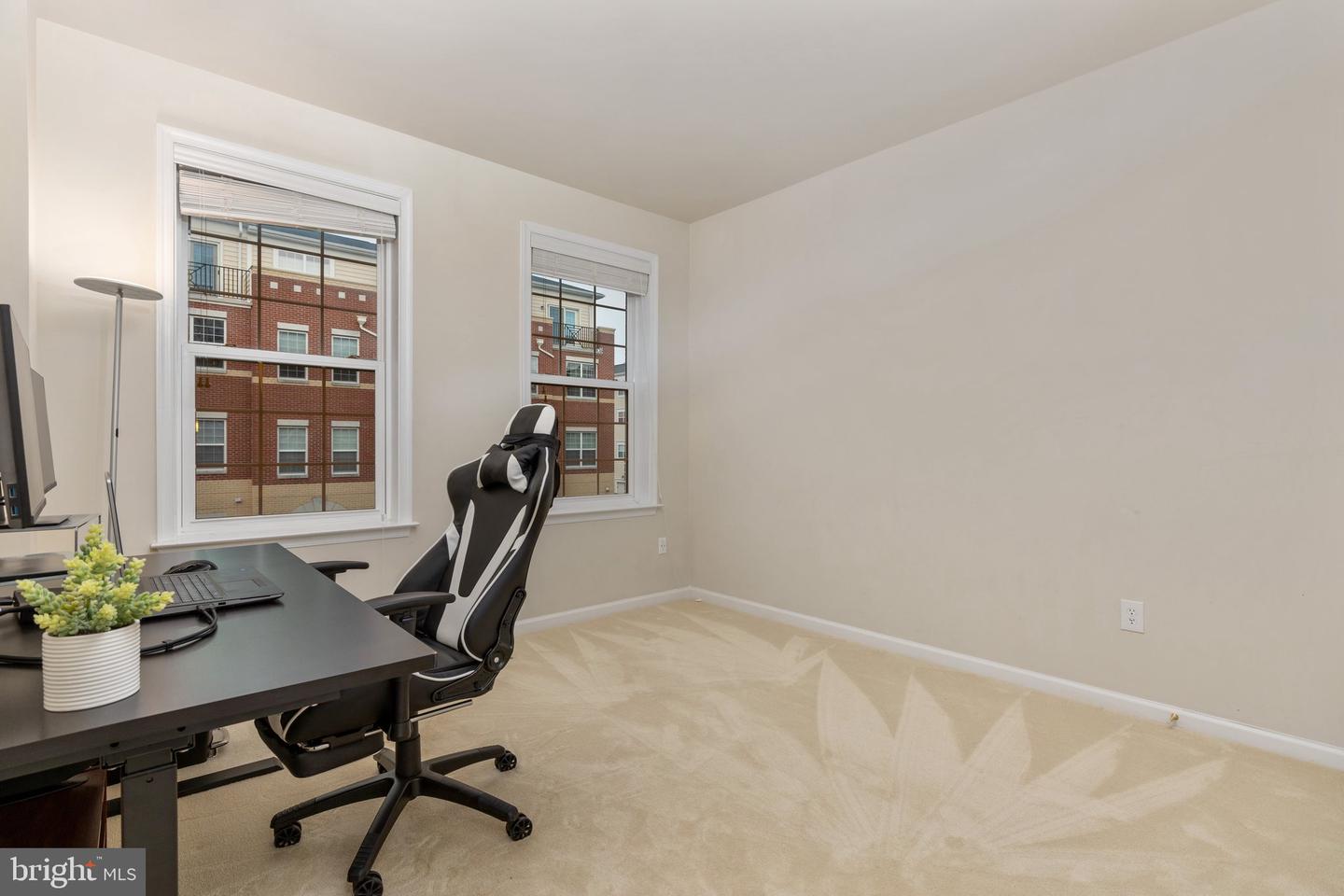22719 BEACON CREST TERRACE