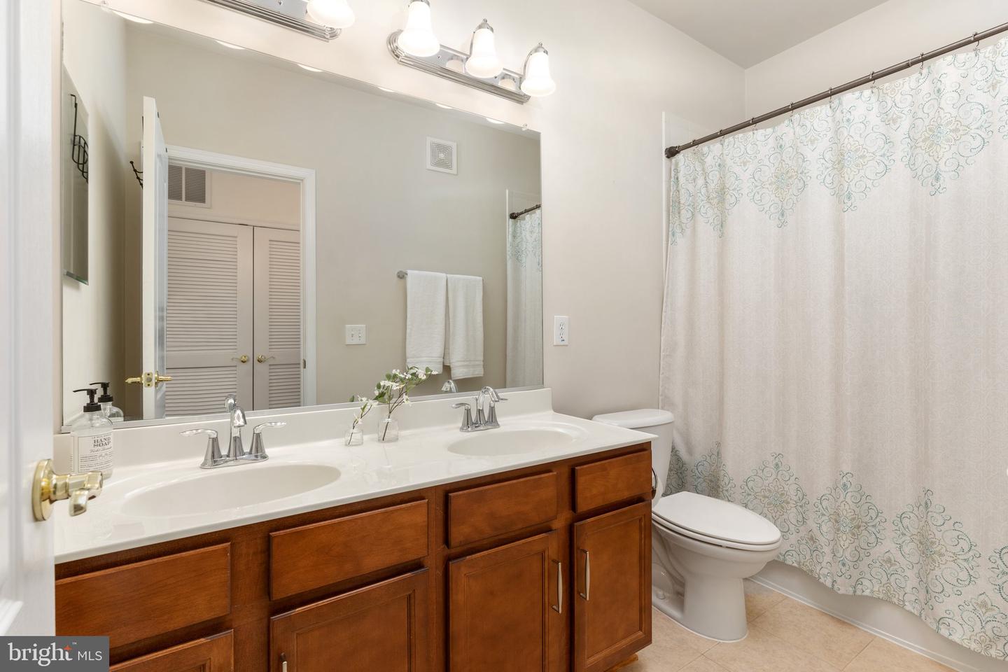 22719 BEACON CREST TERRACE