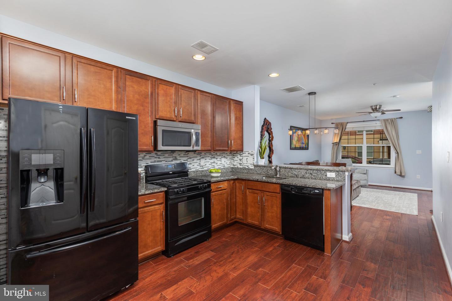 22719 BEACON CREST TERRACE