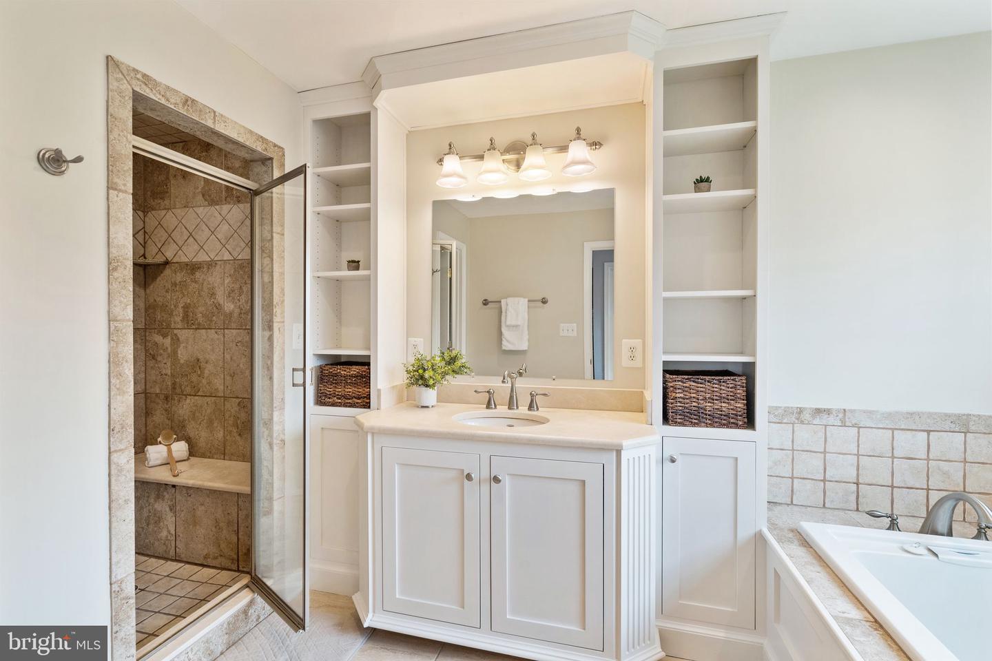 312 ORCHARD CIRCLE