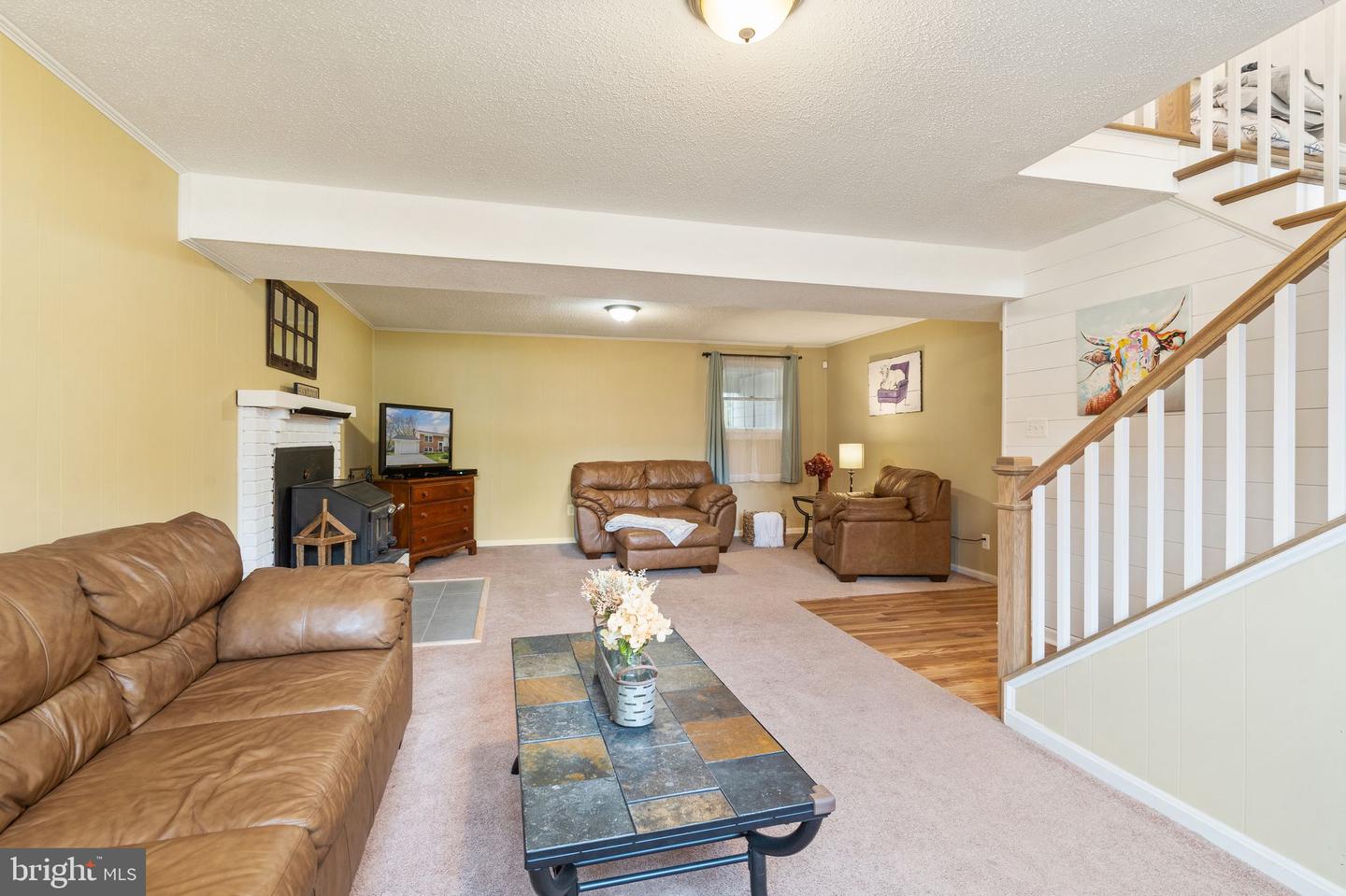 312 ORCHARD CIRCLE