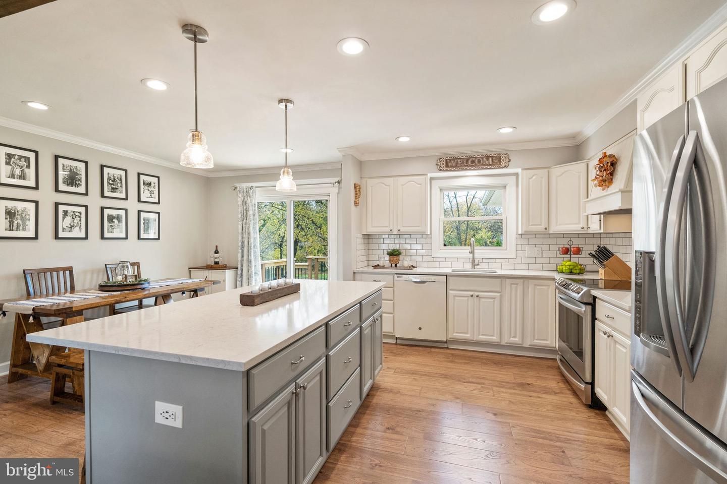 312 ORCHARD CIRCLE