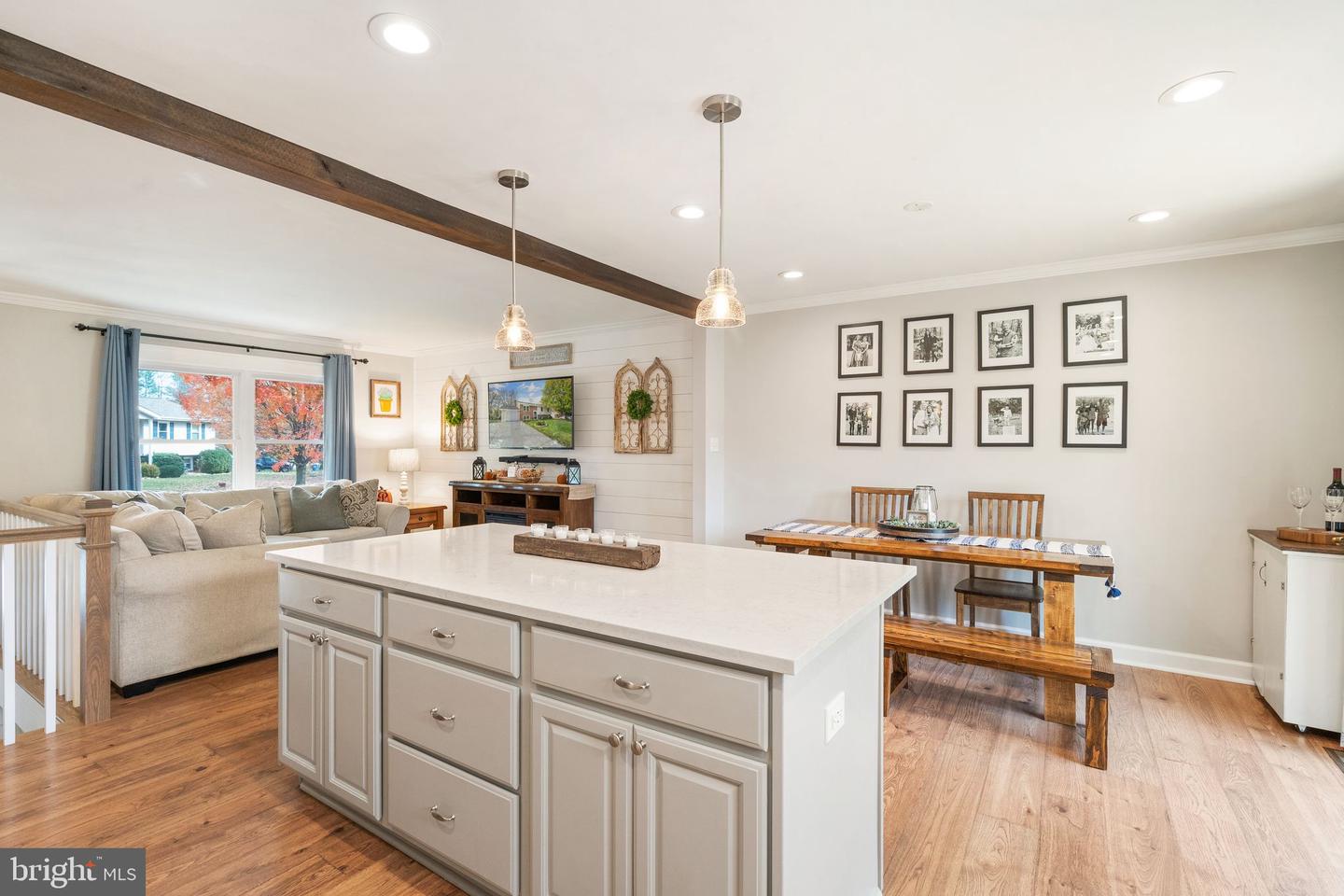 312 ORCHARD CIRCLE
