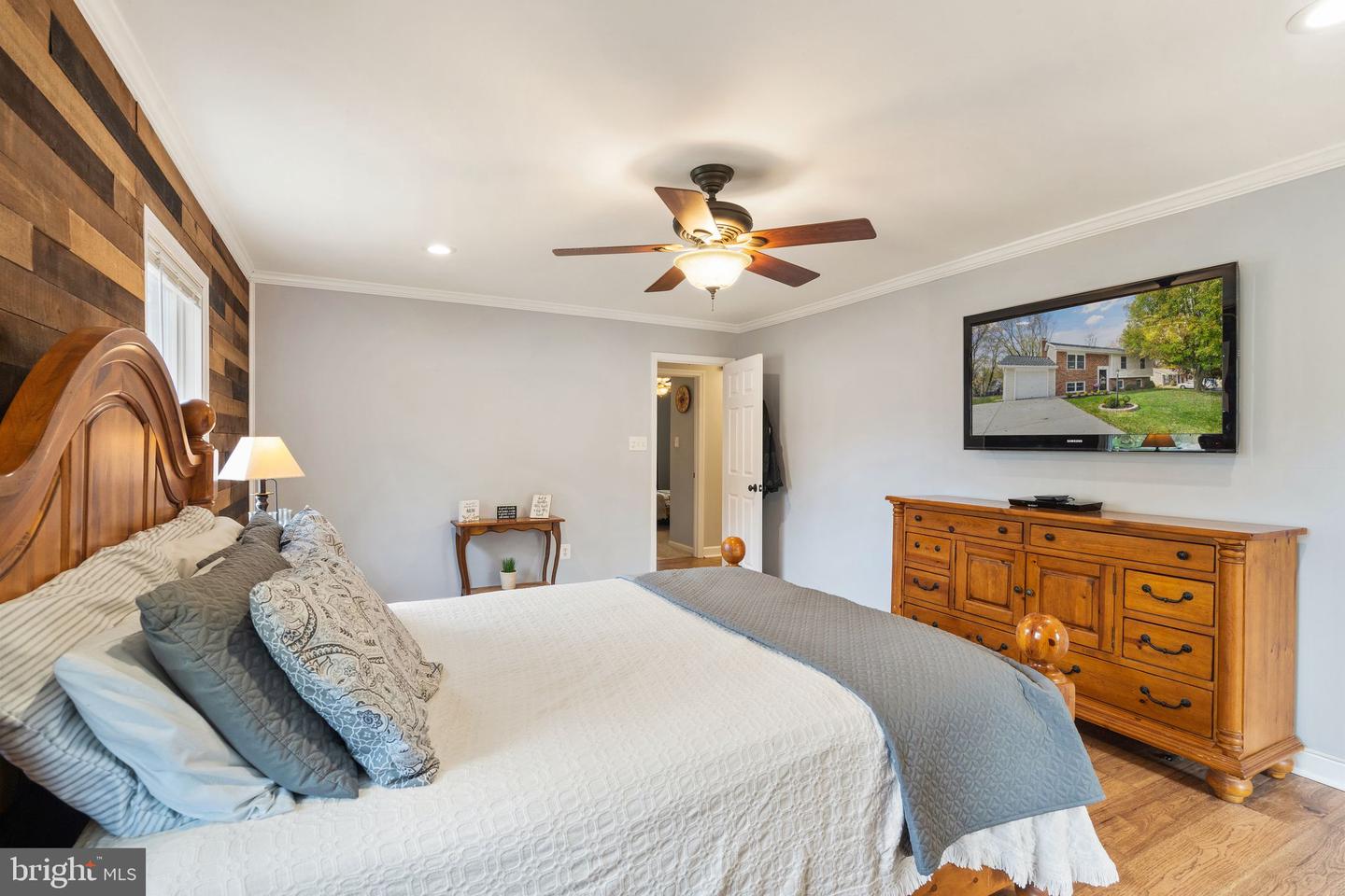 312 ORCHARD CIRCLE