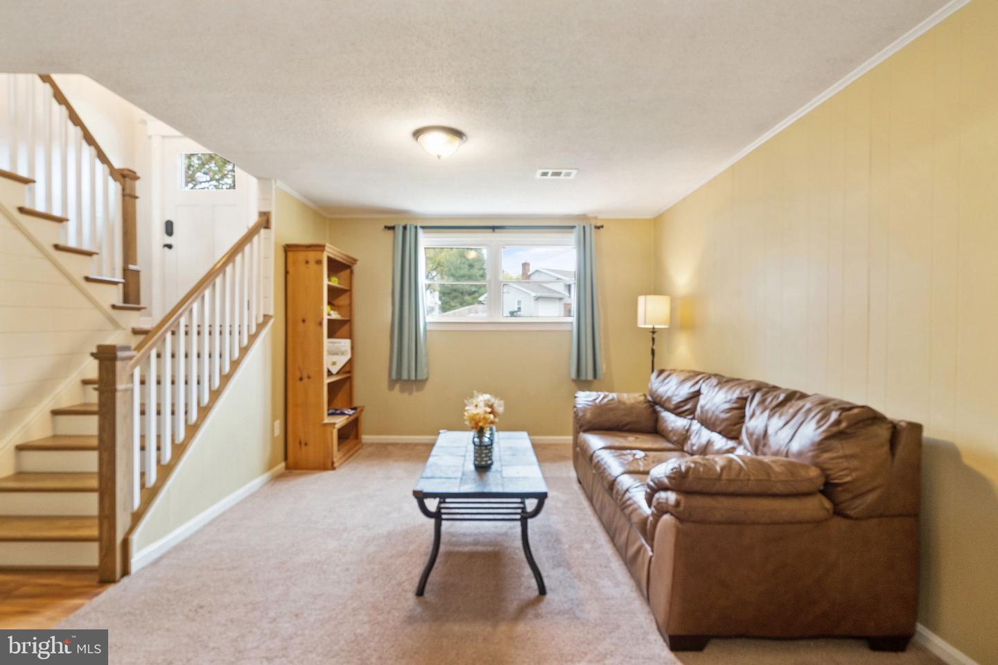 312 ORCHARD CIRCLE