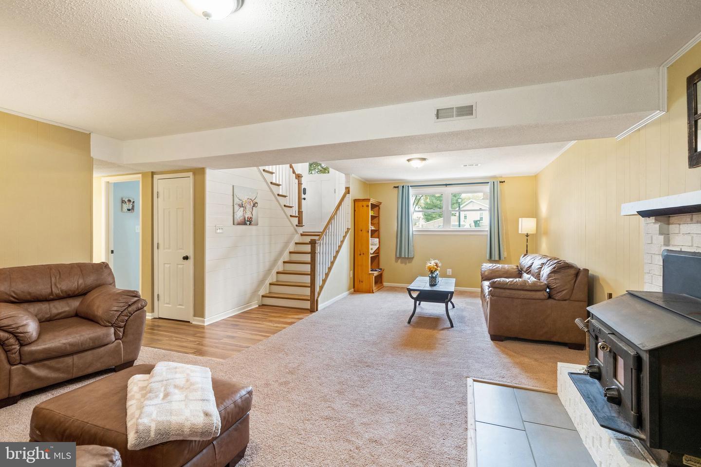 312 ORCHARD CIRCLE
