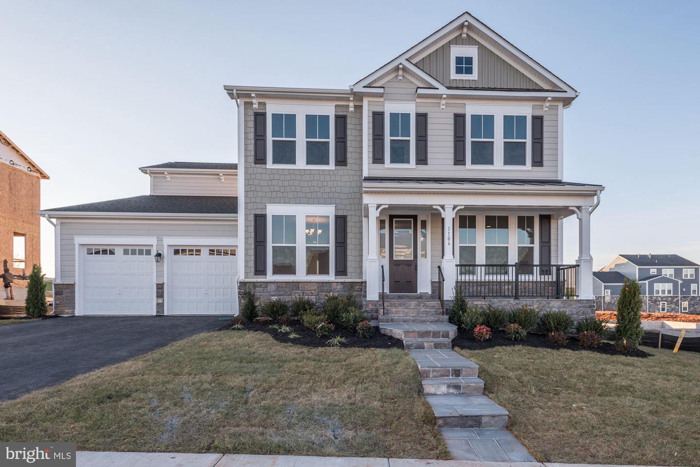 100 STOIC STREET SE