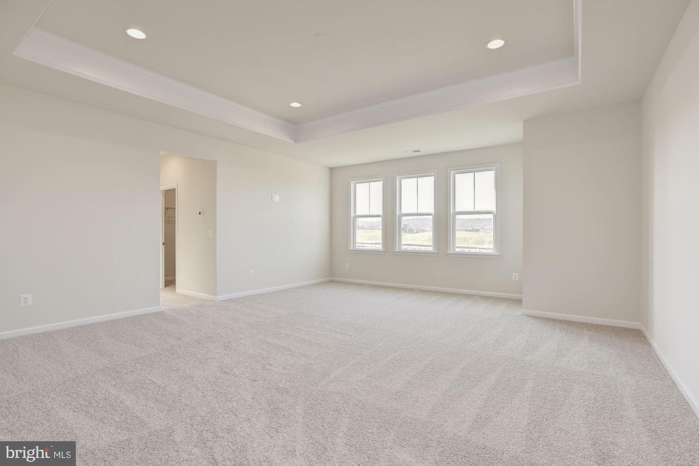 100 STOIC STREET SE