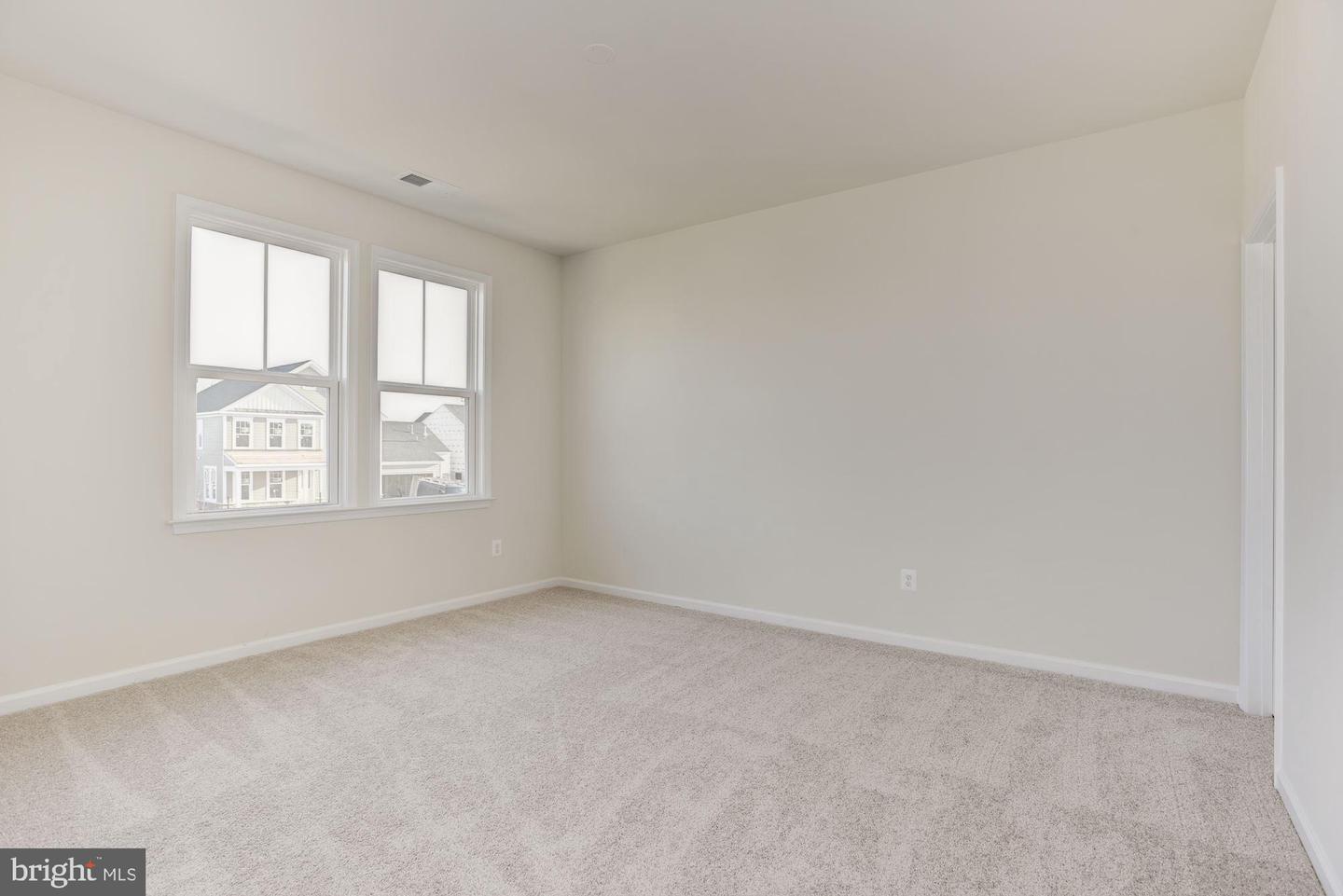 100 STOIC STREET SE