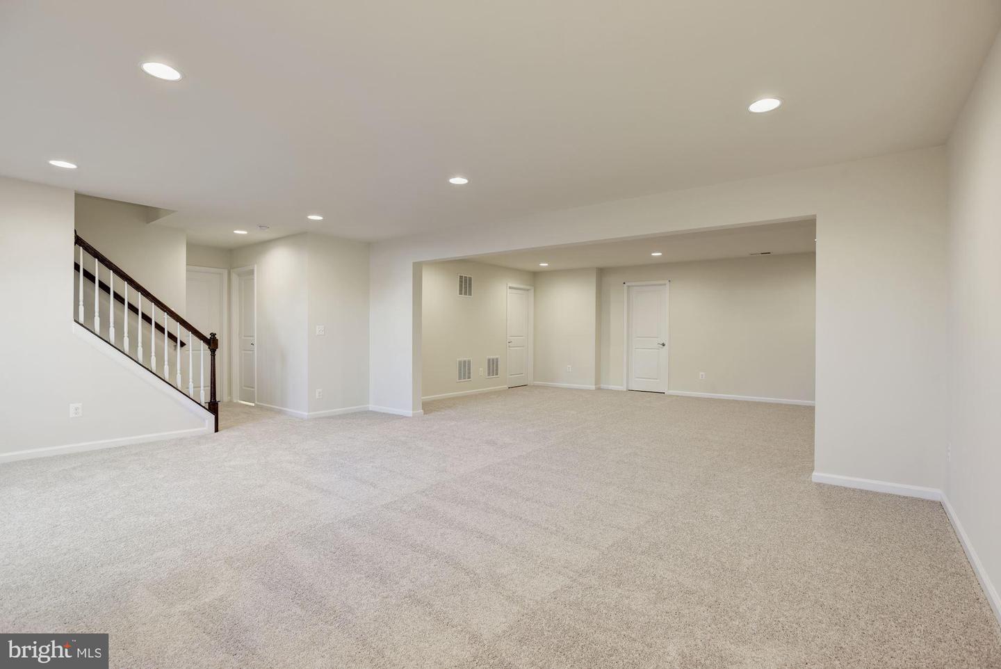 100 STOIC STREET SE