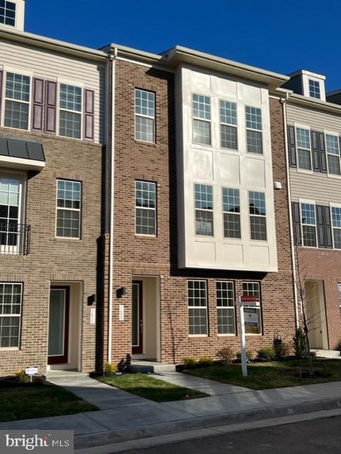 1609 FIELD SPARROW TERRACE NE