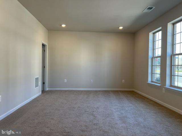 1609 FIELD SPARROW TERRACE NE