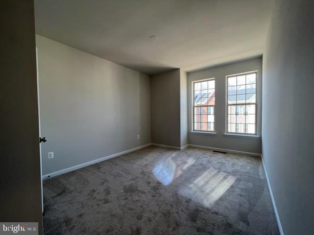 1609 FIELD SPARROW TERRACE NE