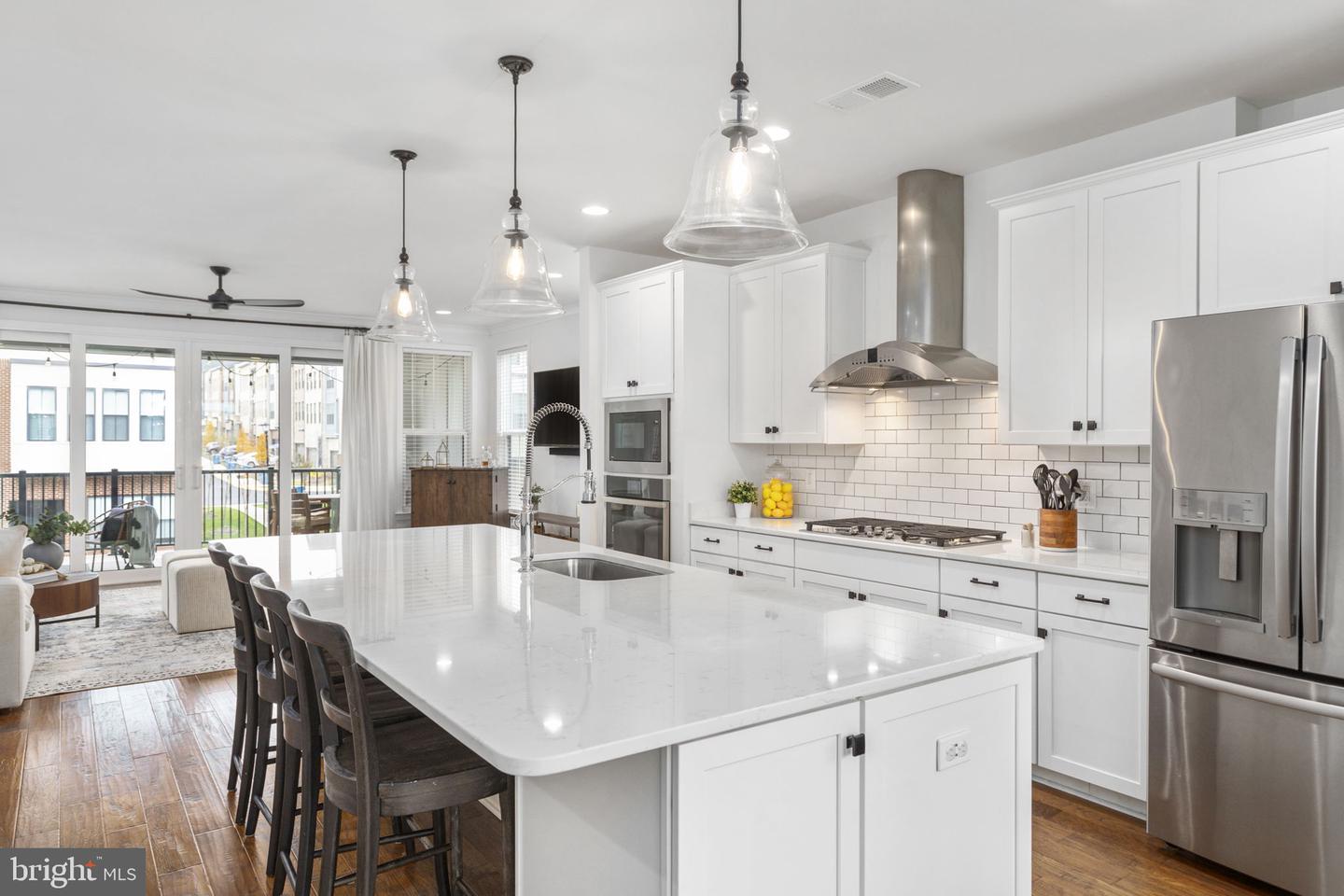 23061 COTTONWILLOW SQUARE