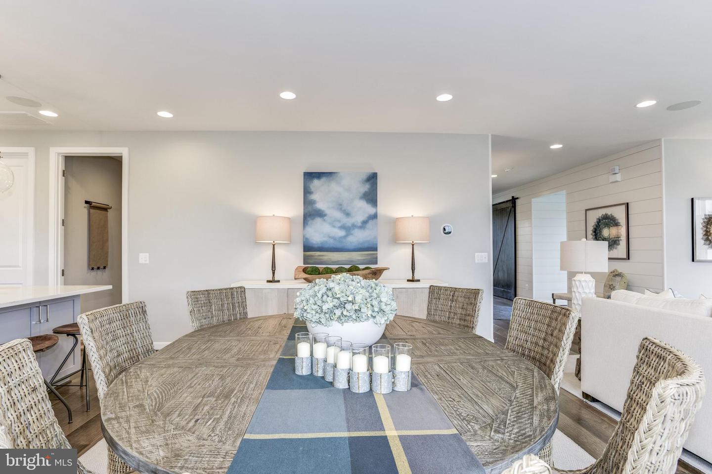 24025 LITTLELEAF COURT