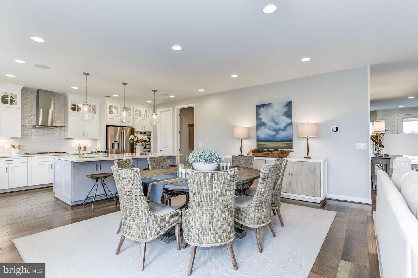 24025 LITTLELEAF COURT