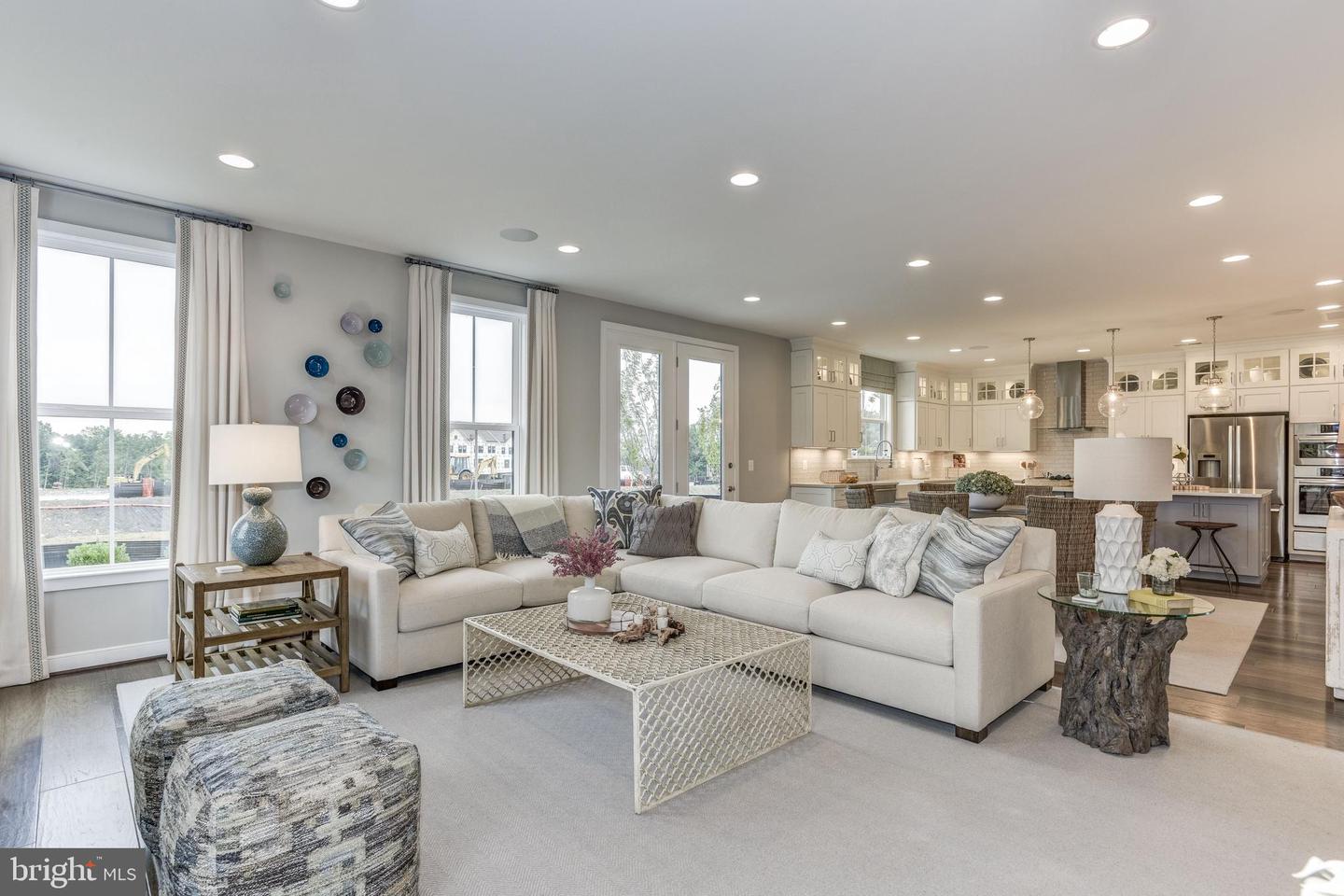 24025 LITTLELEAF COURT