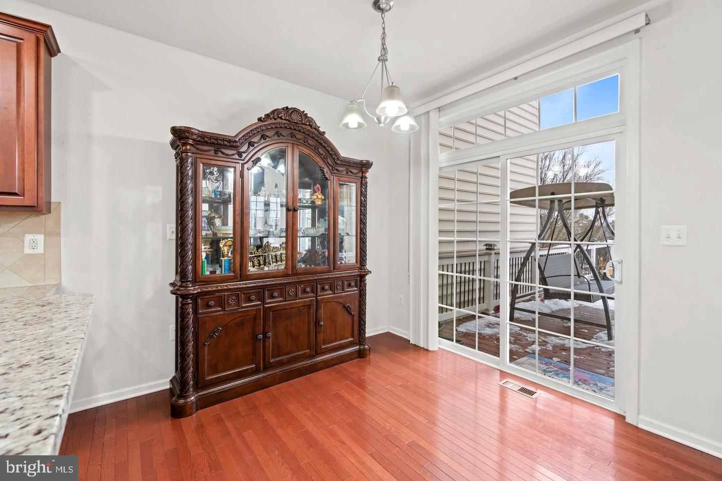 43223 MITCHAM SQUARE