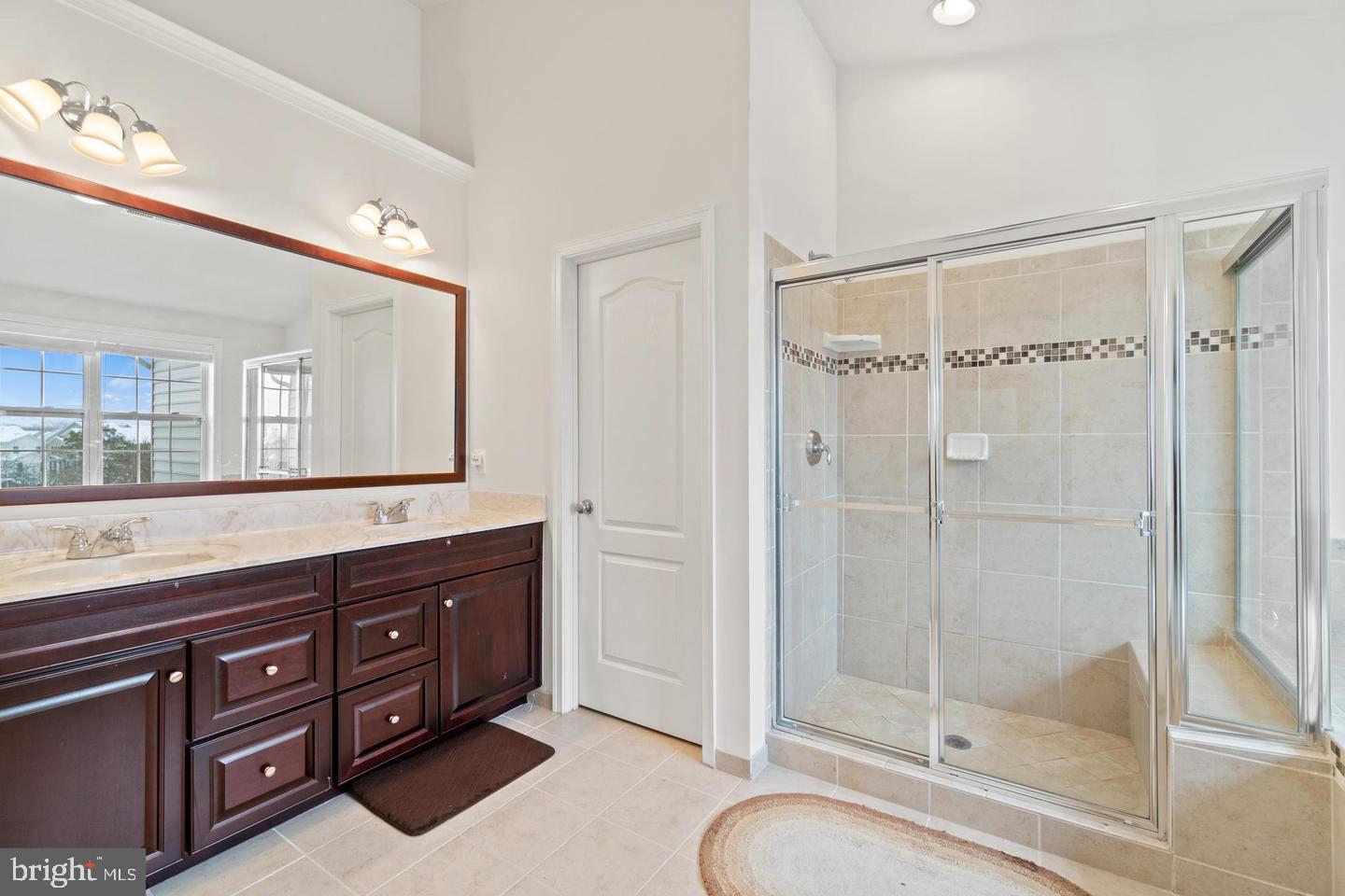 43223 MITCHAM SQUARE