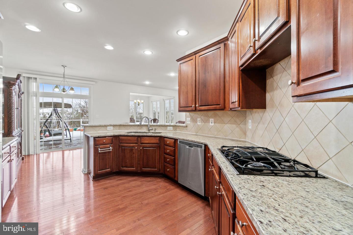 43223 MITCHAM SQUARE