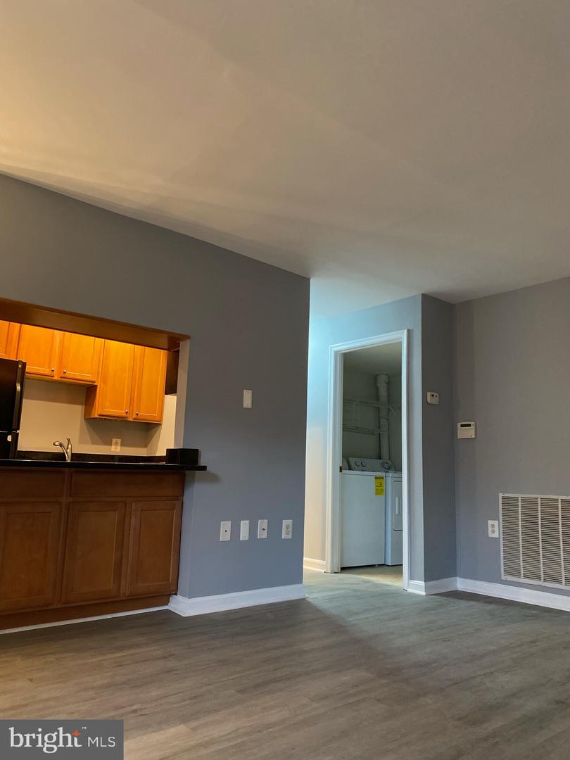 104 WESTWICK COURT Unit: 1