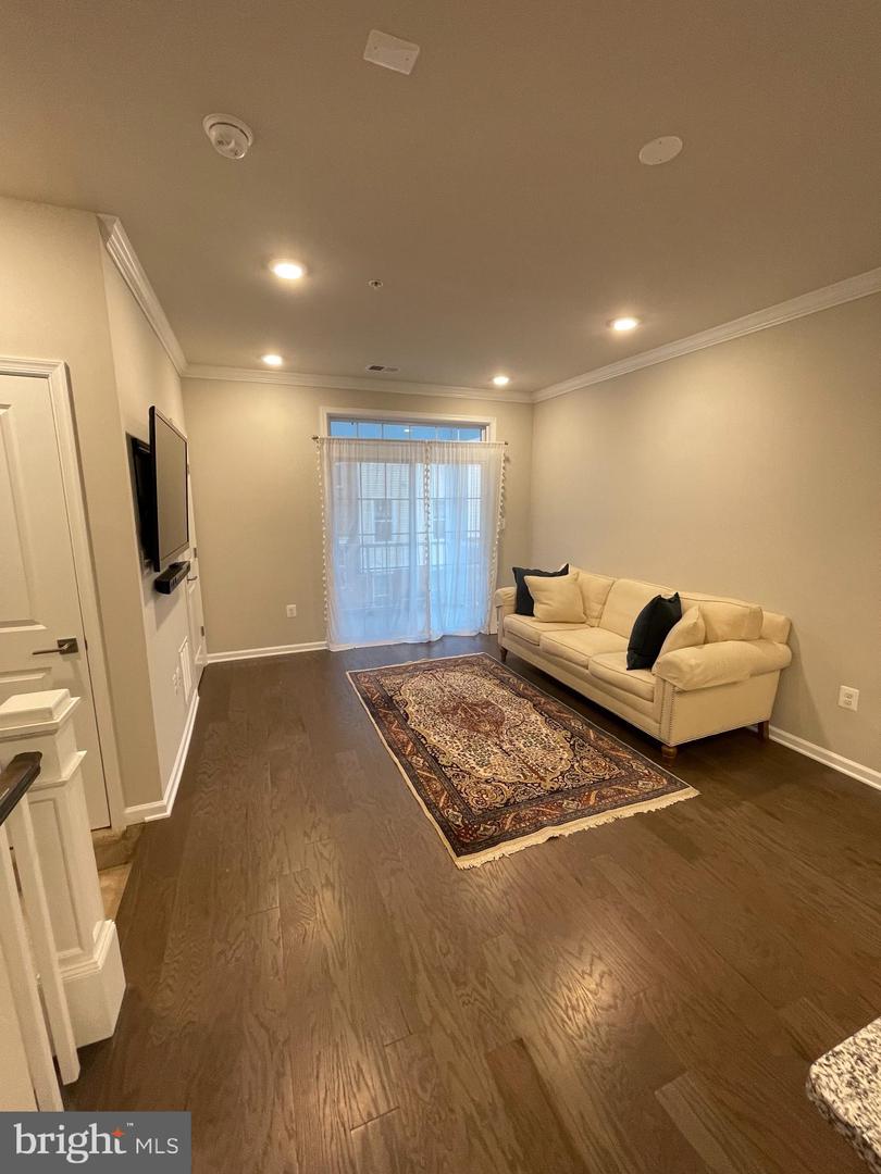 43021 GREGGSVILLE CHAPEL TERRACE Unit: 110