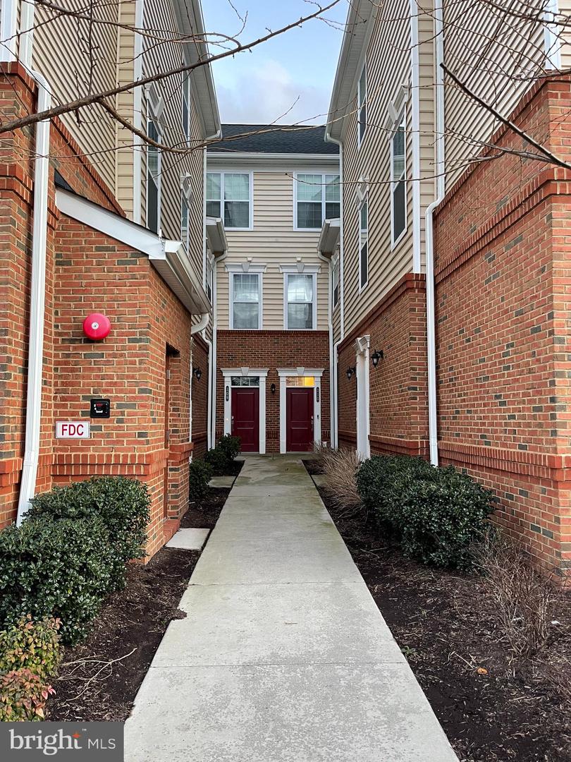 43021 GREGGSVILLE CHAPEL TERRACE Unit: 110