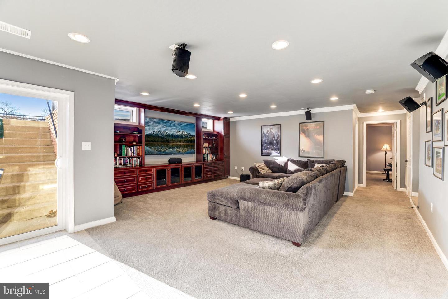 36523 WINDING OAK PLACE