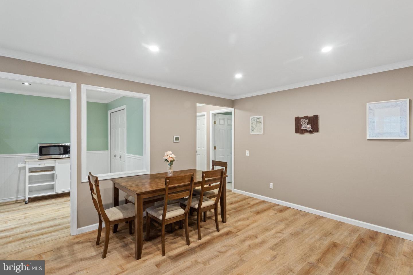 1130 HUNTMASTER TERRACE NE Unit: 202