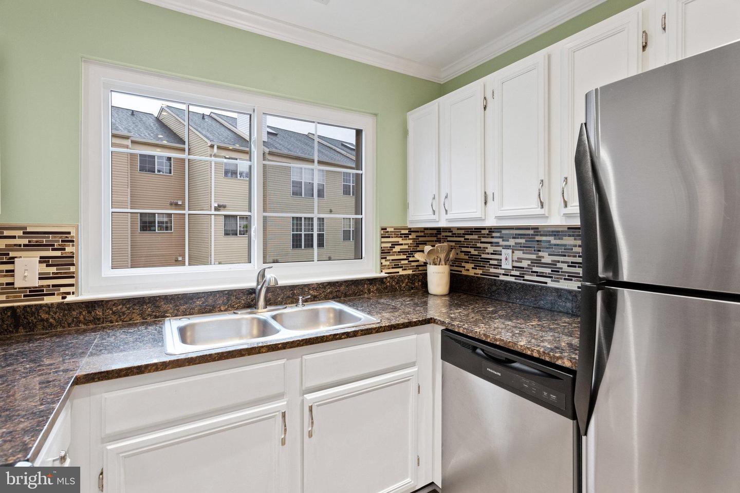 1130 HUNTMASTER TERRACE NE Unit: 202