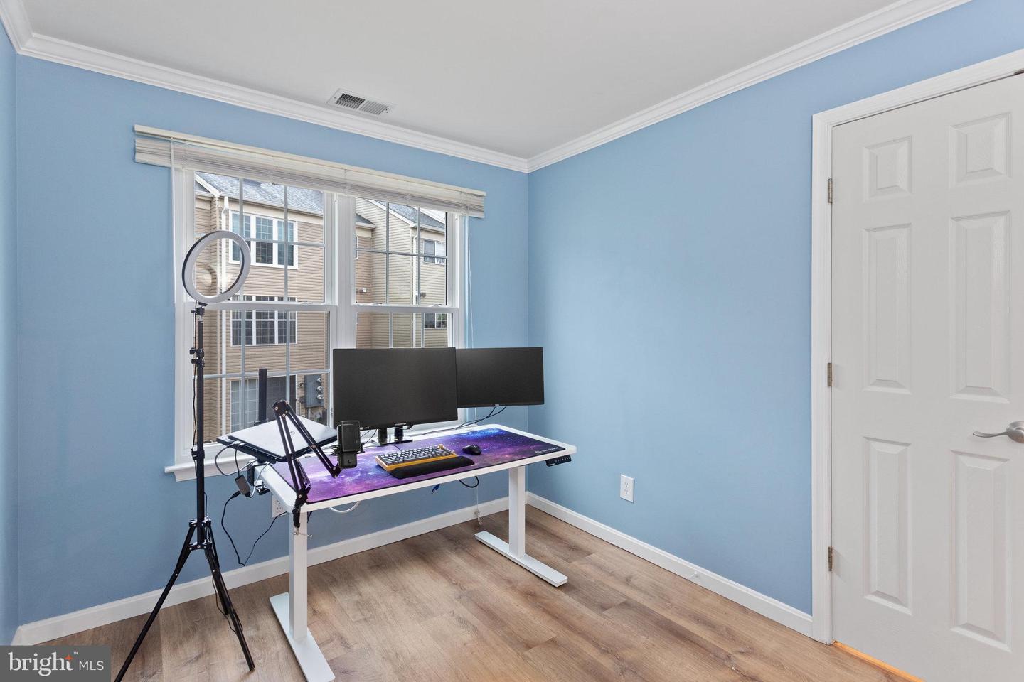 1130 HUNTMASTER TERRACE NE Unit: 202