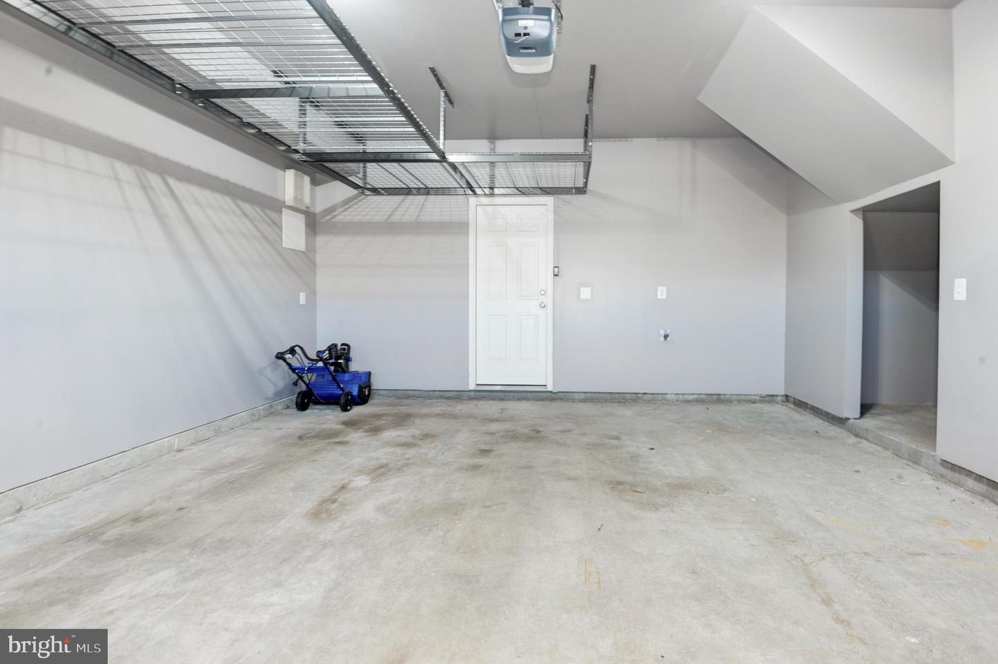 45332 DAVENO SQUARE