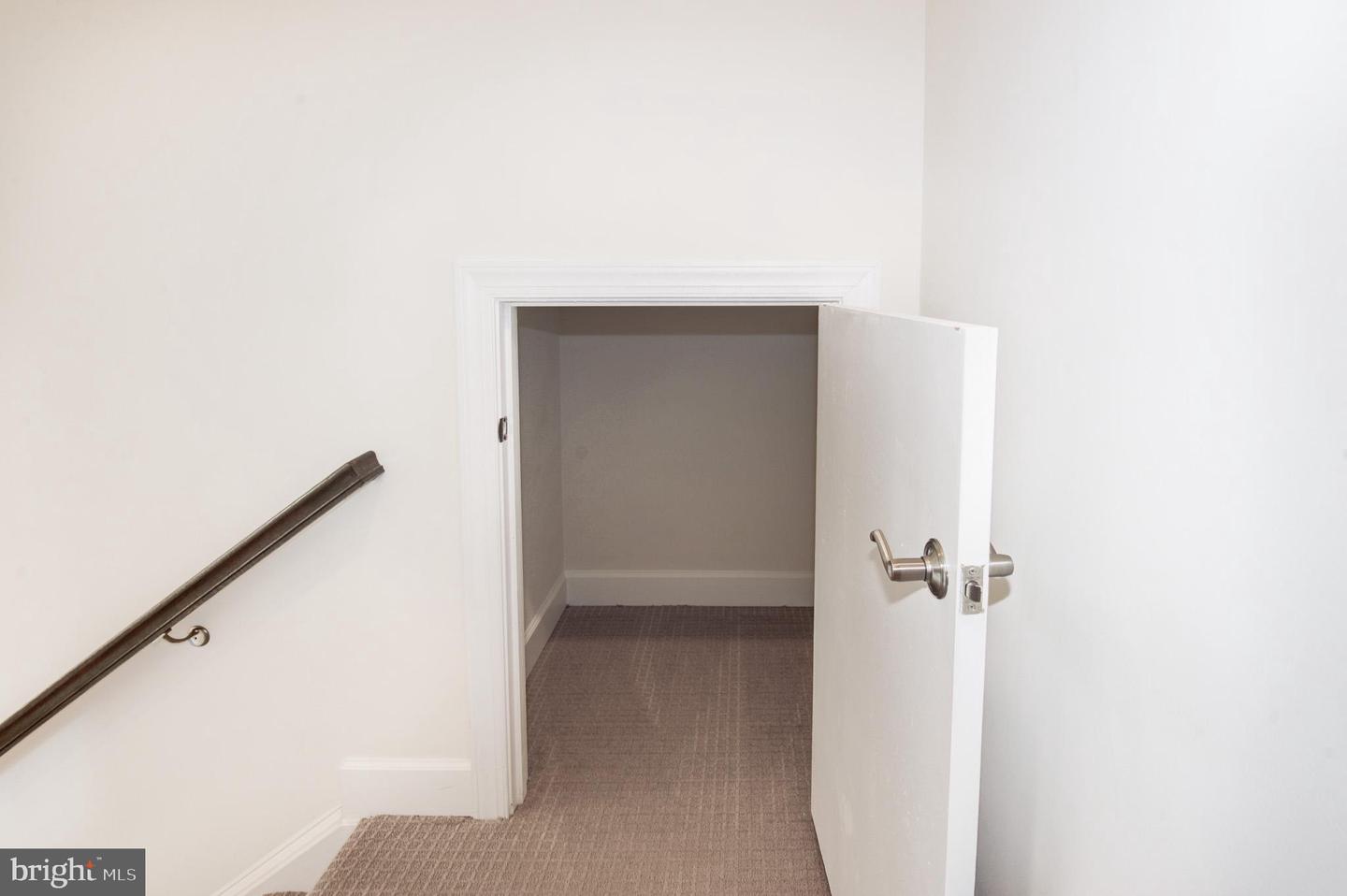 45332 DAVENO SQUARE