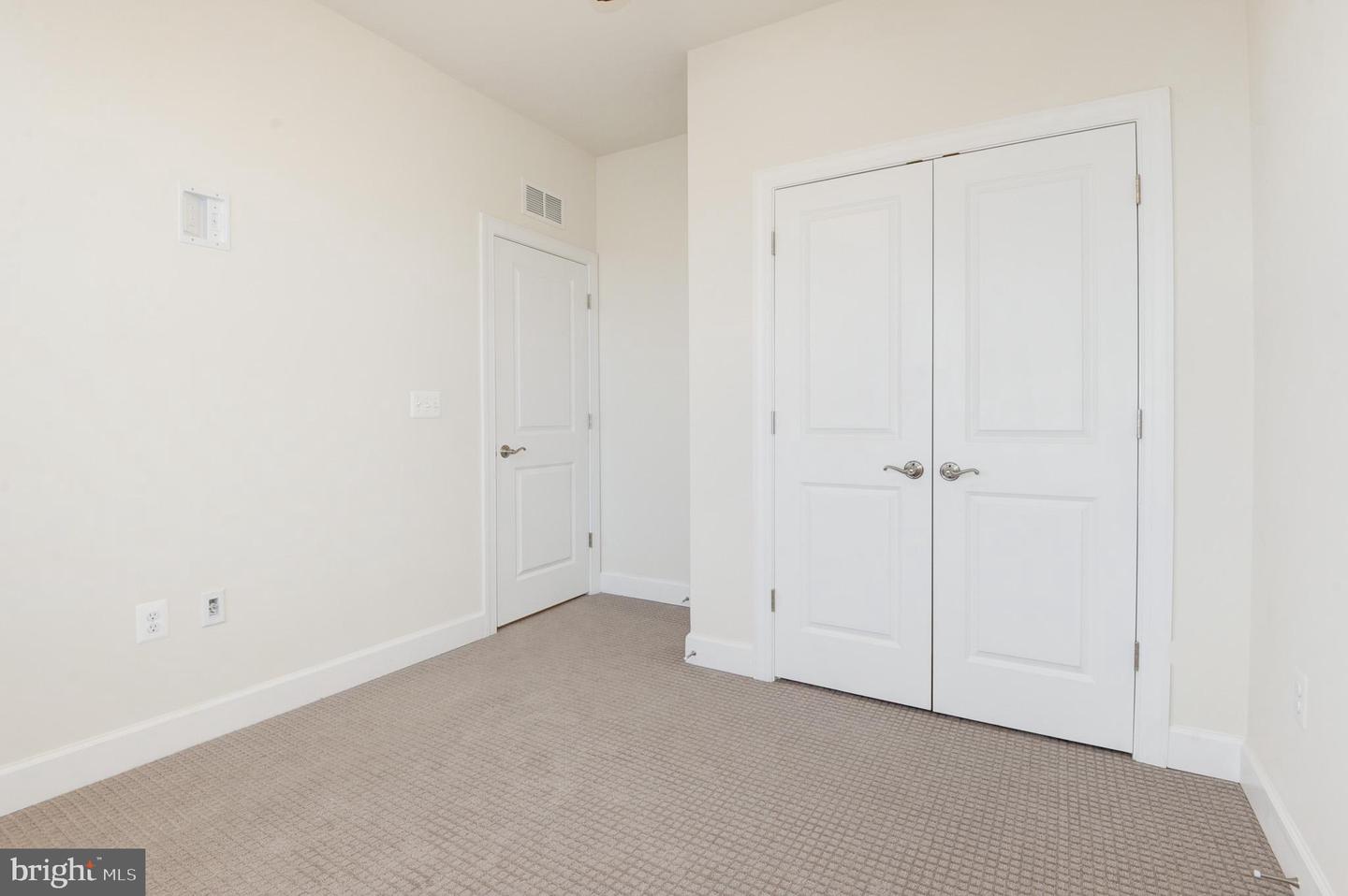 45332 DAVENO SQUARE
