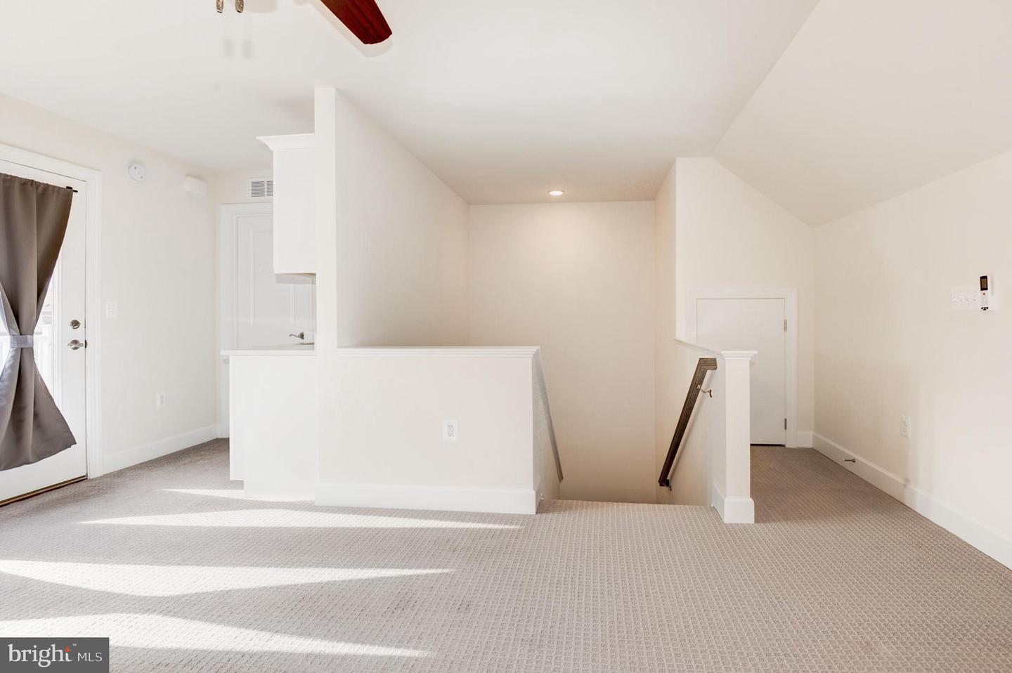 45332 DAVENO SQUARE