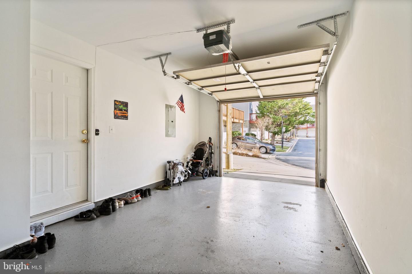 21776 DRAGONS GREEN SQUARE