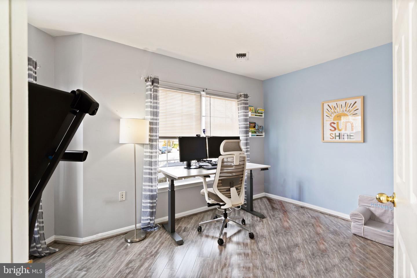 21776 DRAGONS GREEN SQUARE