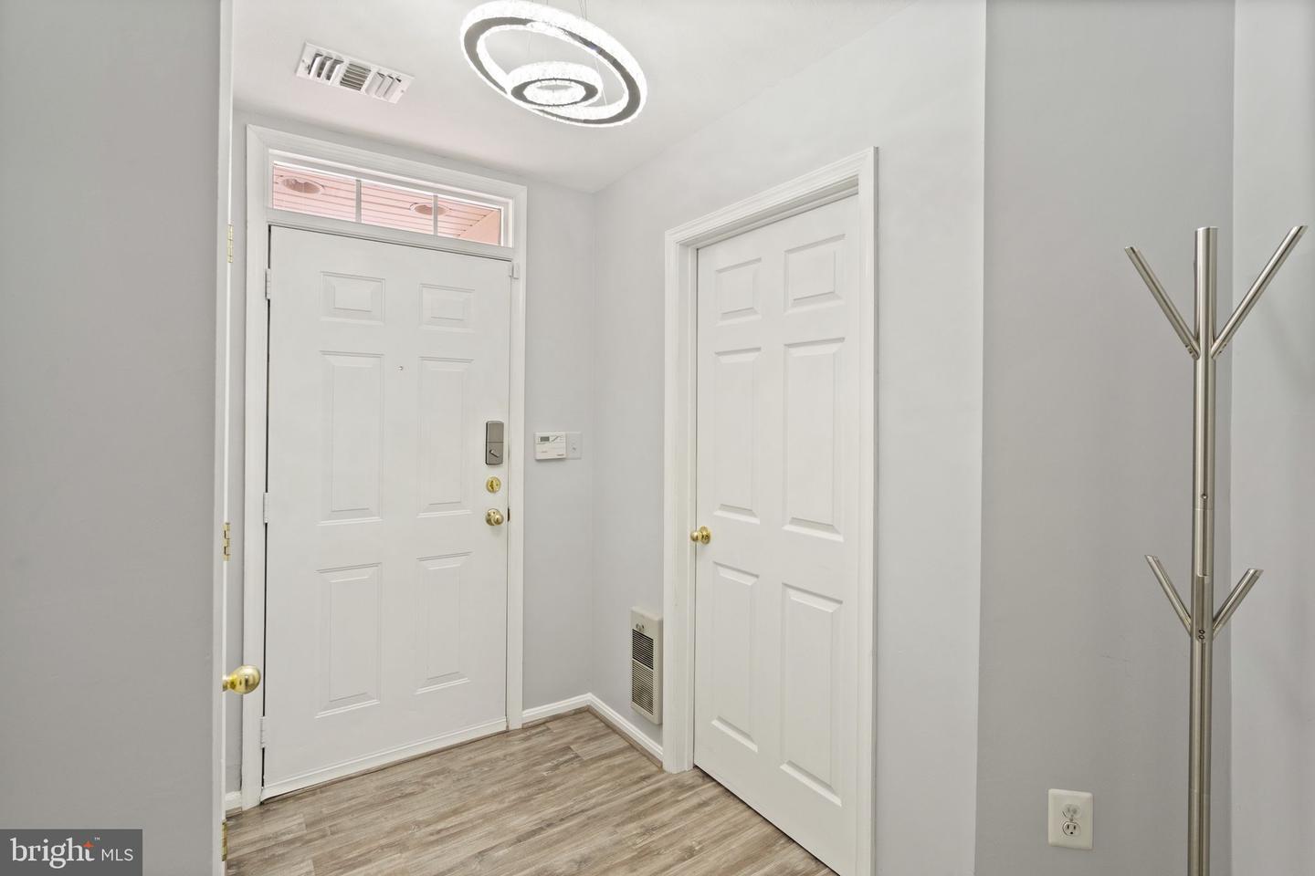 21776 DRAGONS GREEN SQUARE