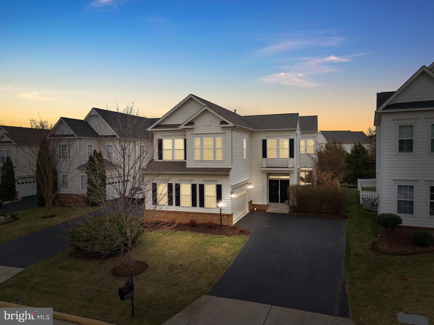 42927 PARK BROOKE COURT