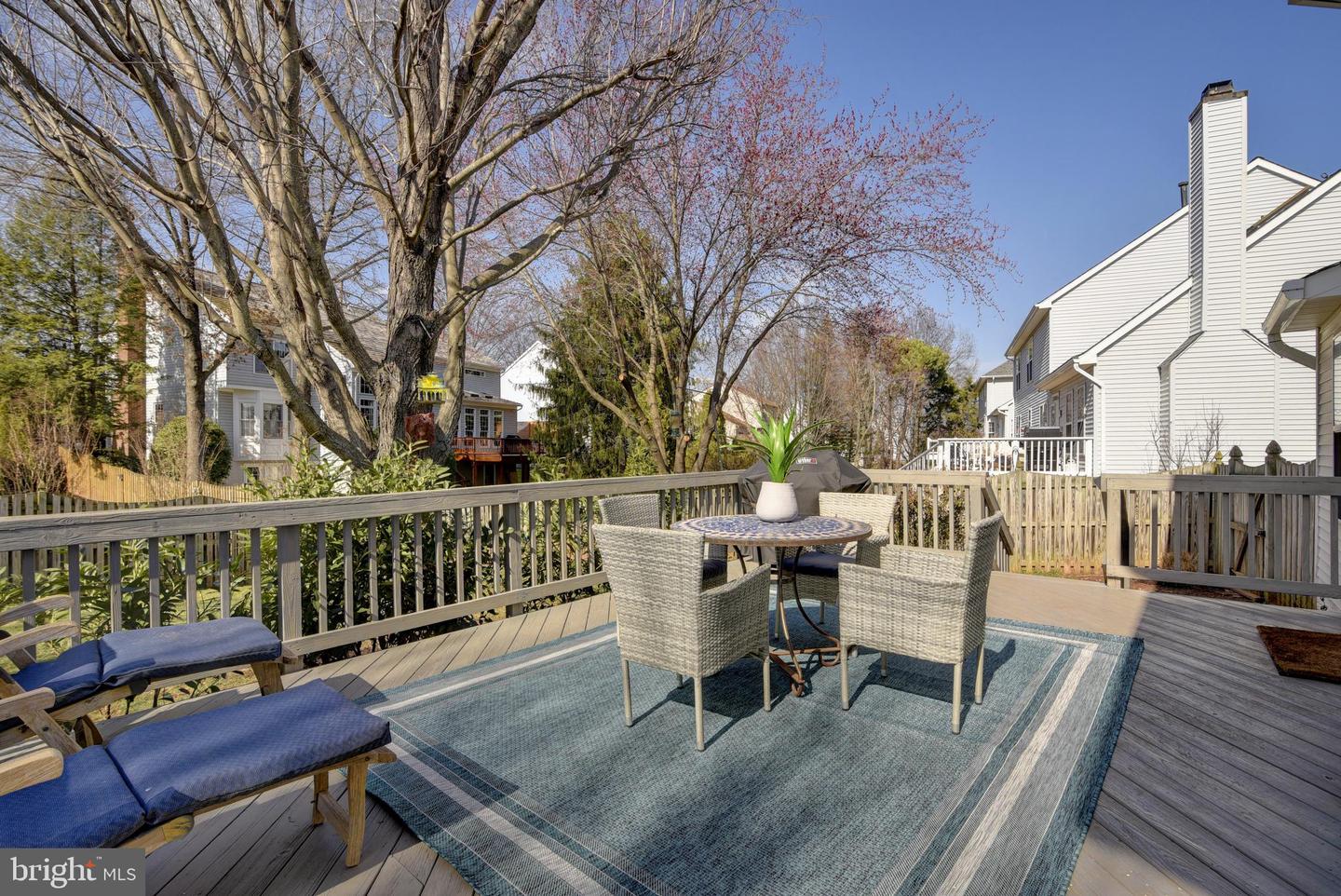 401 GEORGETOWN COURT NE