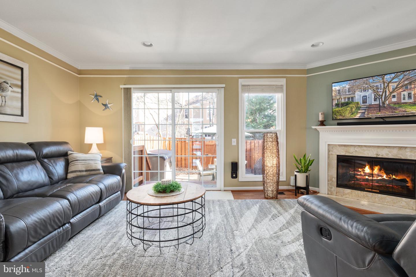43882 LABURNUM SQUARE