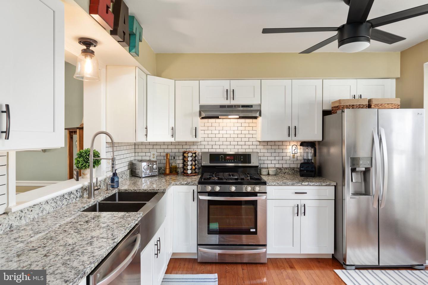 43882 LABURNUM SQUARE