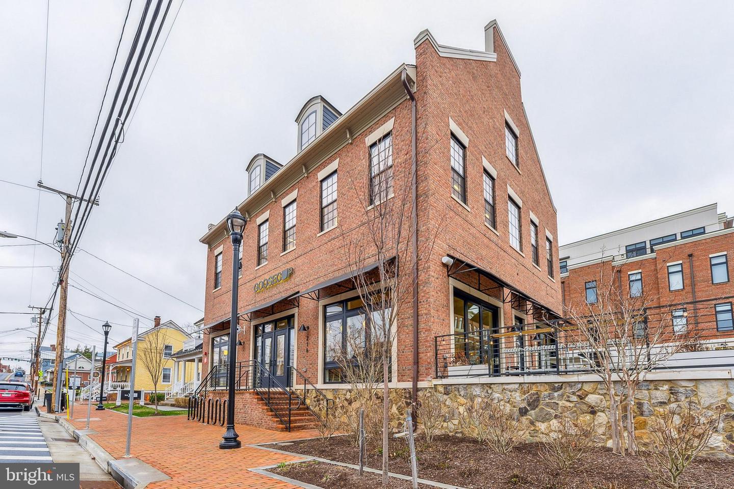 4 STATIONMASTER STREET SE Unit: 201
