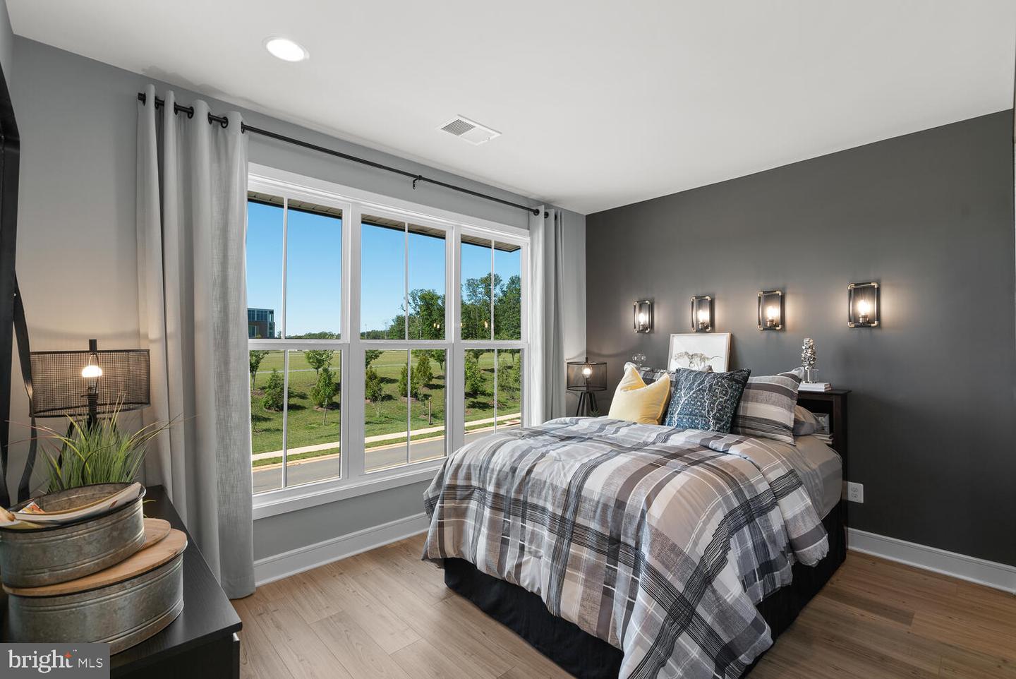 23115 GLENWOOD HEIGHTS CIRCLE