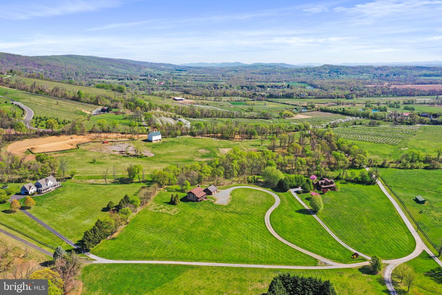 33928 BUCK MOUNTAIN LANE