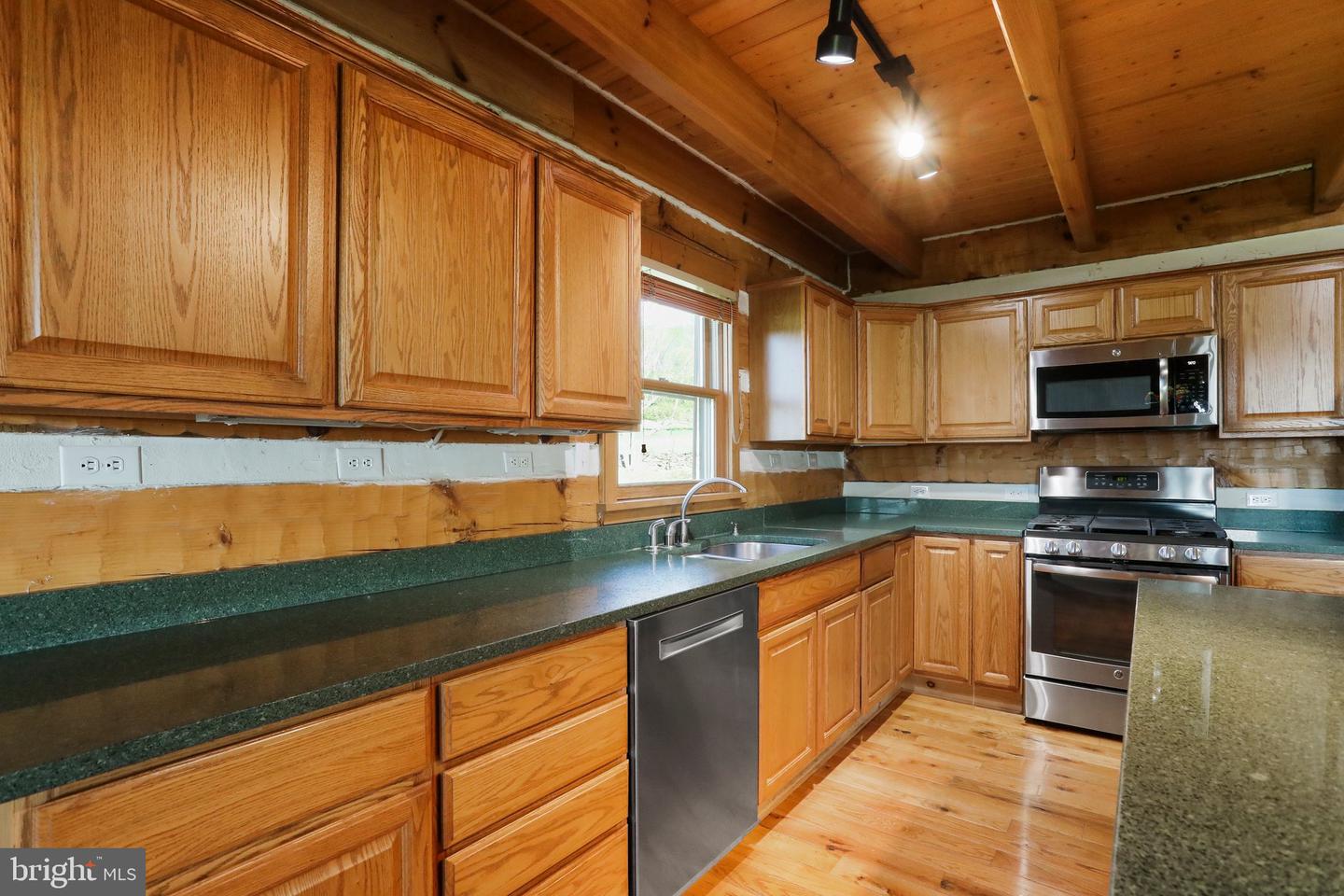 33928 BUCK MOUNTAIN LANE